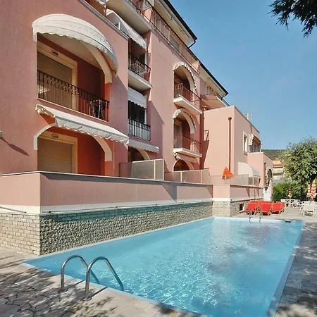 Lägenhet Cherie Borgo Verezzi Ili02232 Cyb Borgio Verezzi